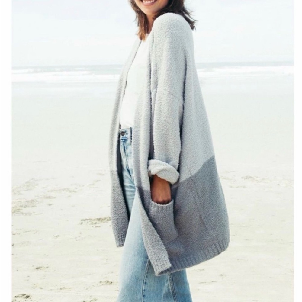 Thread & Supply Two-Tone Gray “Cloud Wrap” Open Front Cardigan